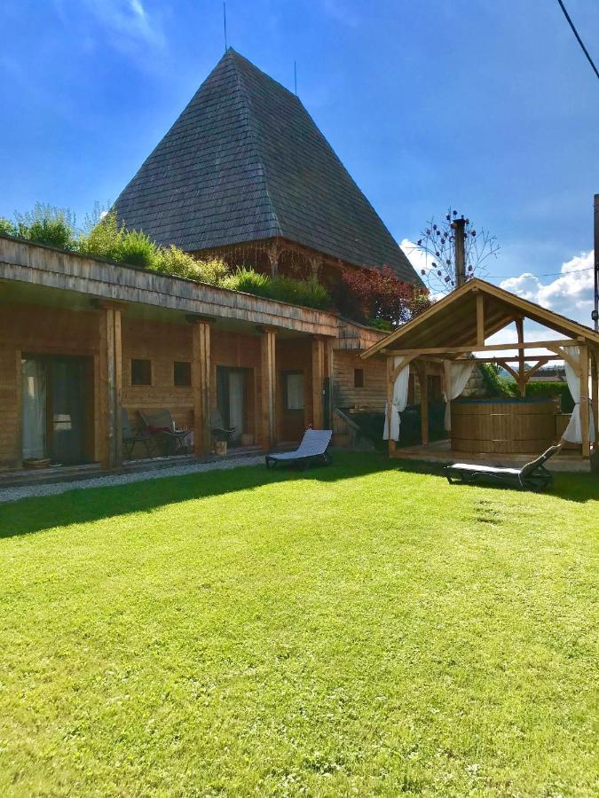 Готель Casa Ralucai Мойсей Екстер'єр фото